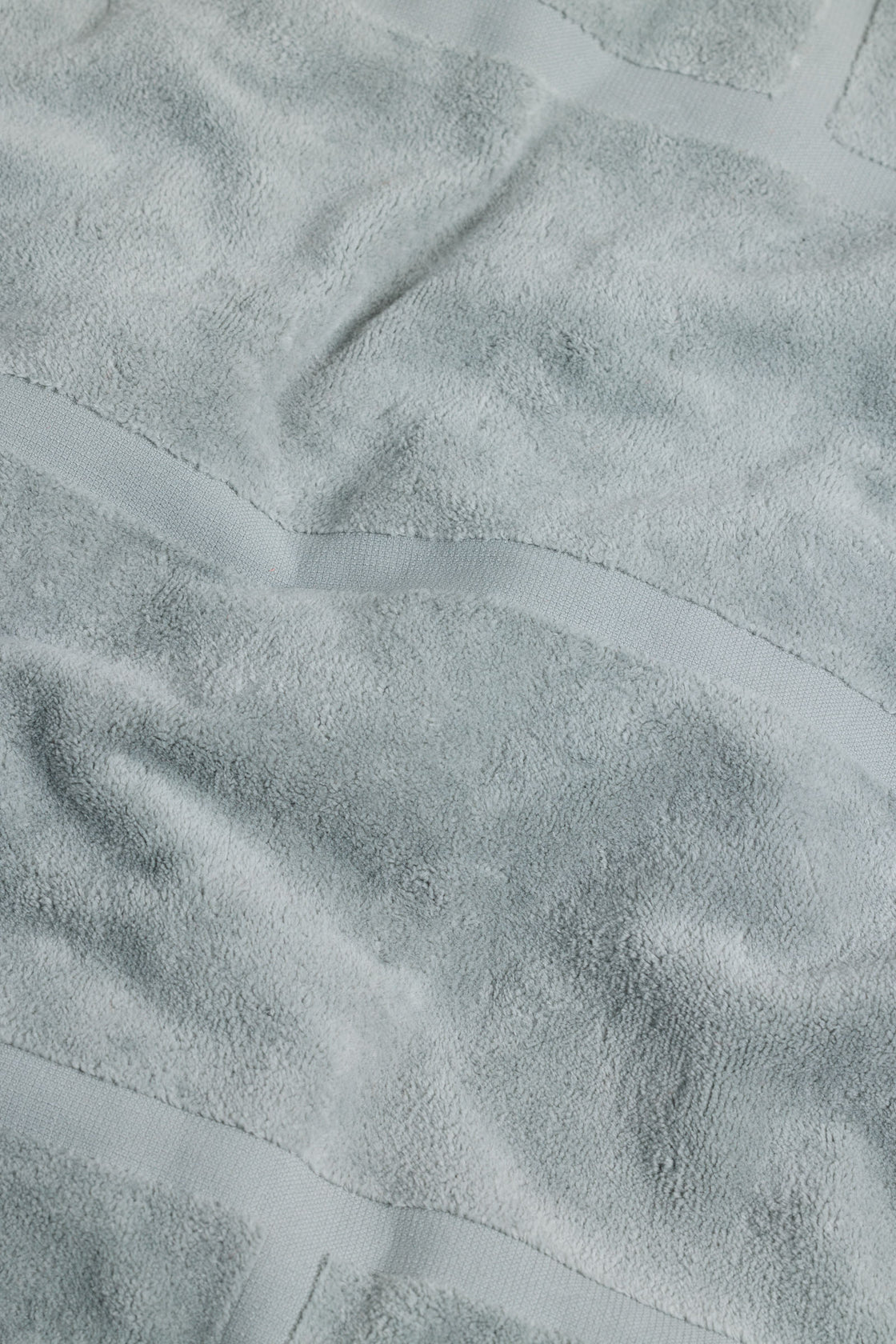 WOODFORD ORGANIC COTTON (Pool) TOWEL -  CEMENT