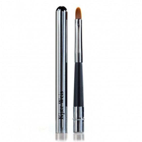kw_lip-brush